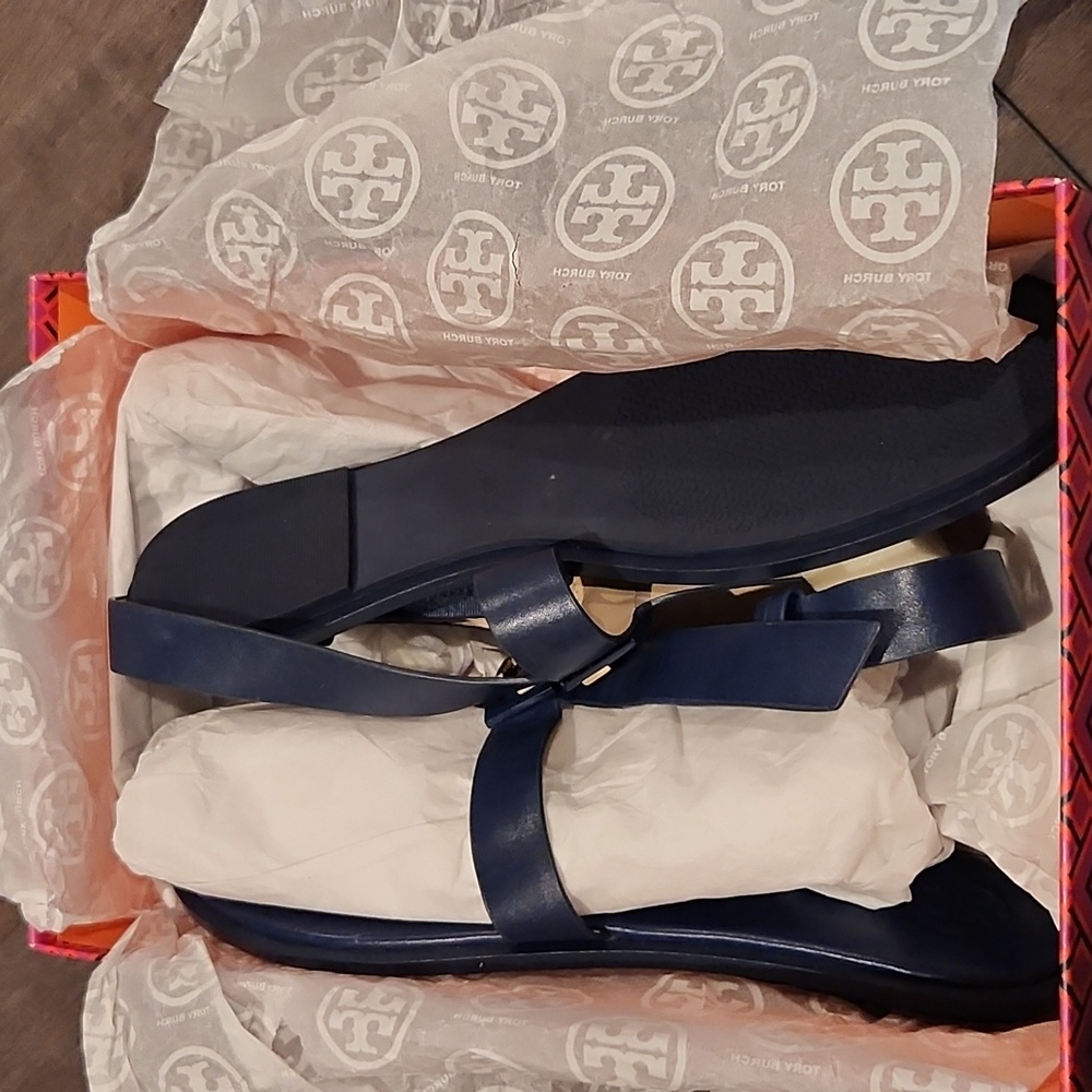 Tory Burch, Gigi sandal - Picture 10 of 12